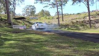 preview picture of video '2014 Holden Commodore Ute Burnout'