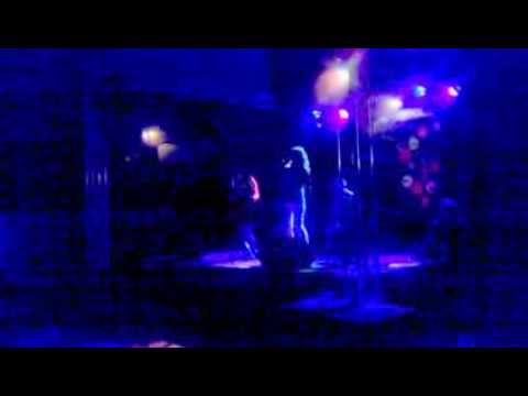 Rolling In The Deep - Adele acoustic cover Mika K (Kostic)