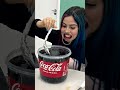 Não sabe beber Coca Cola 🥤