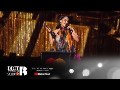 download lagu mp3 mp4 Jorja Smith Grammys, download lagu Jorja Smith Grammys gratis, unduh video klip Jorja Smith Grammys