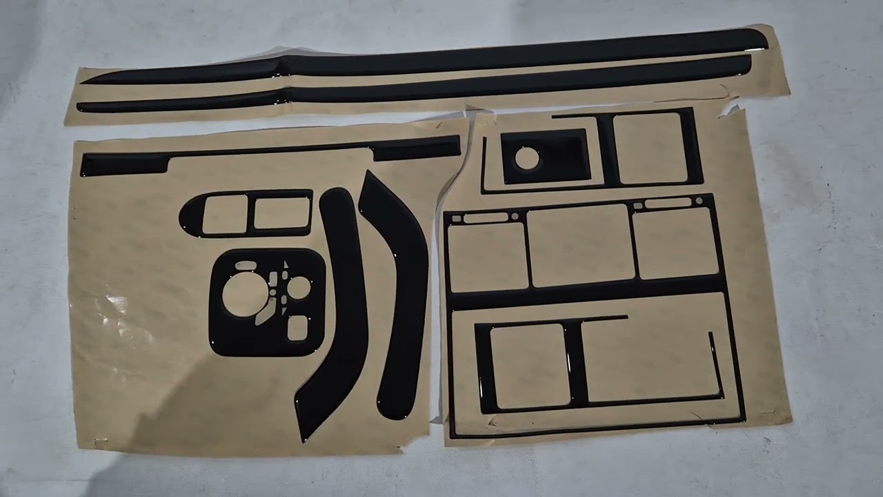 Mercedes G сlass W463 1990-2018 рр. Накладки на панель Video 2