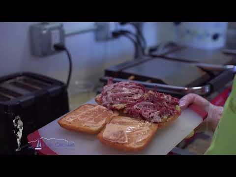 Sue's Fresh Juice Bar Sandwich Shop Embroidery & Sewing Shop | Port Orchard Washington | STRUT FILMS