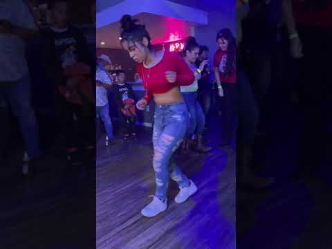 la Flaca Wepa Vaquerita36 bailando cumbia wepa 😍