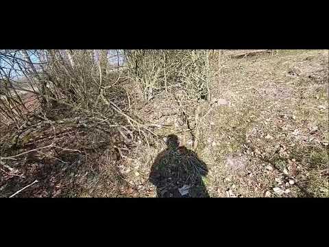 Helenka z dziadkiem szukają sondy meteorologicznej