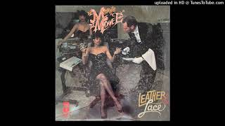The Mistress  DJ Madame E   Show 'Em How We Play Techno Kut Records 1989