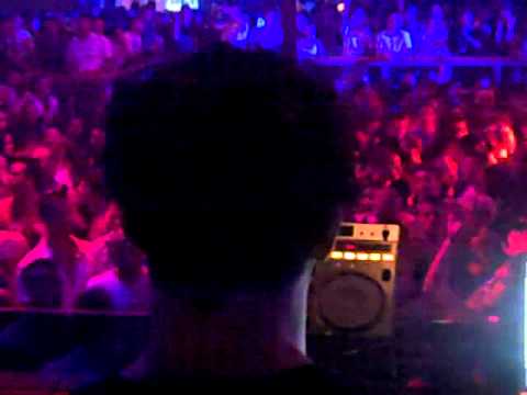 YOUSEF - THE CURIOSITY SHOW - last track, space  ibiza 10th aug 2010