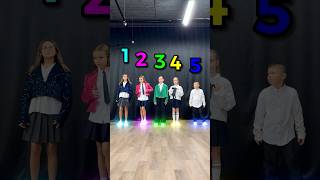 Шаффл Баттл 😎🔥 WHO IS BEST DANCER ? 🤔 NEON MODE BATTLE 😱💥