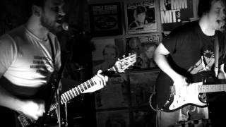 Private Underground Residence - Your Idealism (Live @ Citóg)