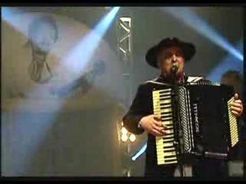 Teixeirinha especial RBS - Engenheiros H e Luis CarlosBorges