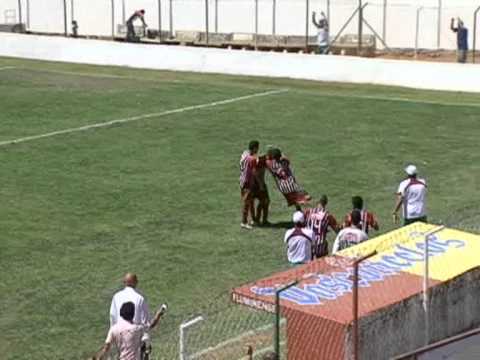 Fluminense de Araguari goleia o Sul Minas