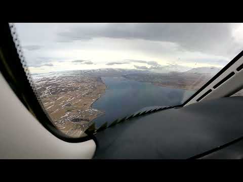 4K - Cockpit landing in Akureyri, Iceland (AEY/BIAR)