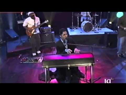 Crooket Stilo Latino Show, featuring The Avila Brothers, Performing there 2nd single  Smile