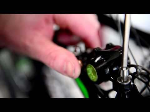 Hope Technology - How To Align and Lubricate Brake Caliper