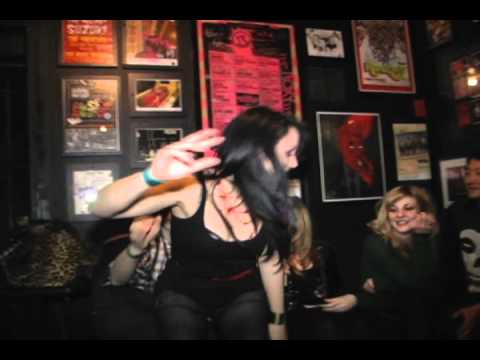The Von Bondies - Interview & Performance at The Roxy