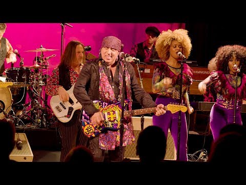 With ‘Solidarity Tour,’ Steven Van Zandt Gives Teachers PD and a Rock Concert