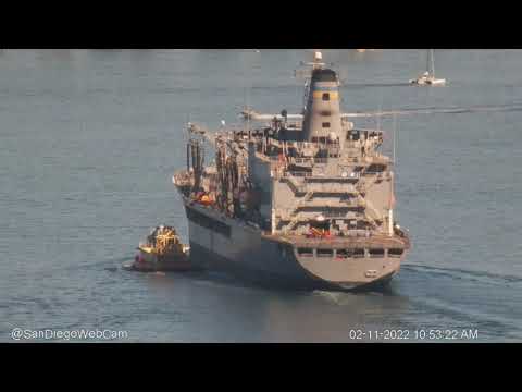 Pilot boards USNS Pecos (T-AO-197)