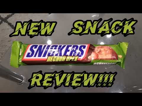 Trying a Russian Snickers with hazelnuts