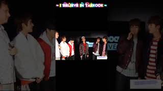 Download lagu Jungkook singing ' Nothing like us' while eyeing Taehyung 🐯👀🐰✨& shy baby Tae 😭😍😘#taekook mp3