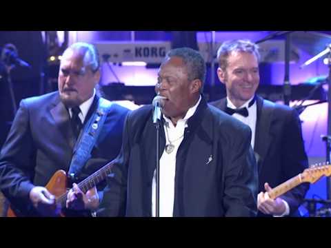 Finale Performance - "Hold On I'm Coming" | 2002 Induction