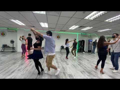 Caliente Dance Studio Singapore Bachata social dance demo to Como Los 90's - Kewin Cosmos
