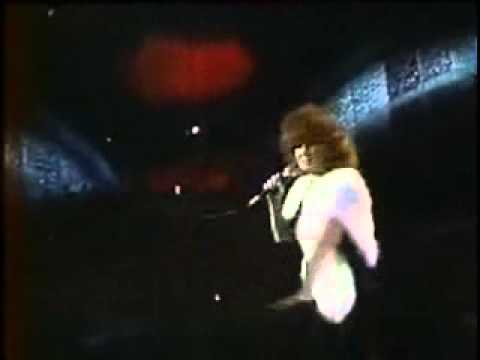 Trieu Doa Hoa Hong [nhac Nga] ALLA PUGACHIOVA