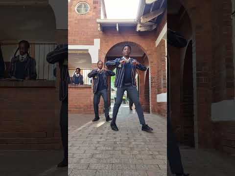 Izapha//ndikuze Amapiano dance challenge ✨ #amapianovibesworld #amapianotv #amapianodance #amapiano