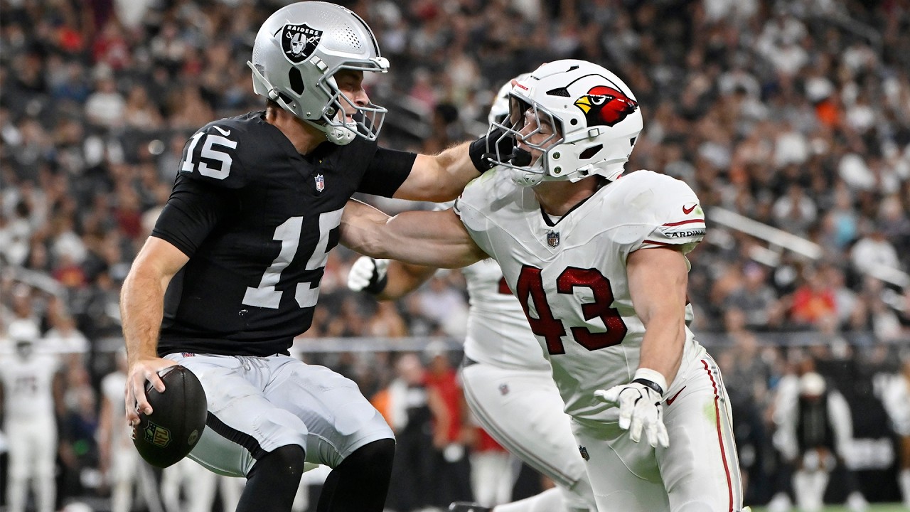 Every Fernando Mendoza Pass & Rush Attempt from Preseason Week 1