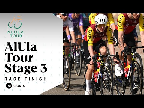 NEVER ENDING SPRINT 😩 | Men's AlUla Tour Stage 3 Final KM's | TNT Sports Cycling