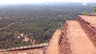 preview picture of video 'On the top, Lion Rock, Sigiriya, SRI LANKA'