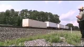 preview picture of video '2 Trains @ Cresson, PA - July 30, 2014'