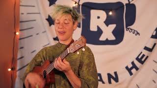 Tune-Yards perform &quot;News&quot; in bed | MyMusicRx #Bedstock 2018