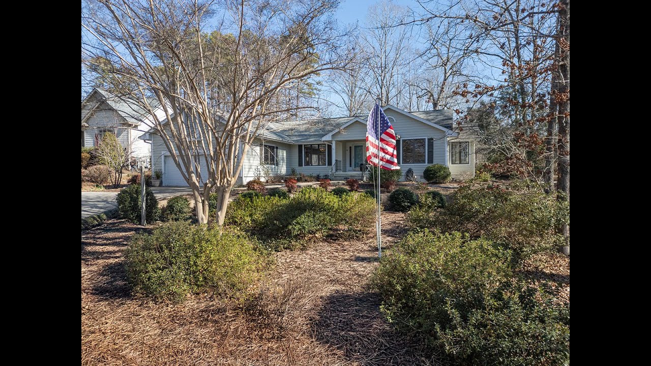 27 Quartermaster Dr., Salem, SC- Keowee Key