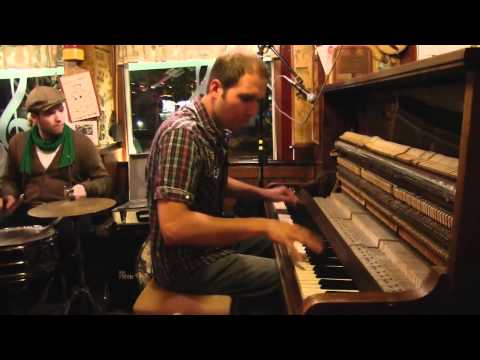 Boogie im Notenschlüssel - Undecided