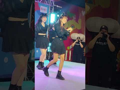 230401 (Ni Fancam) The Glass Girls - ไม่ใกล้ ไม่ไกล @ Idol April Fool Day - The Market Bangkok