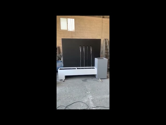 شلال مع أحواض زراعية