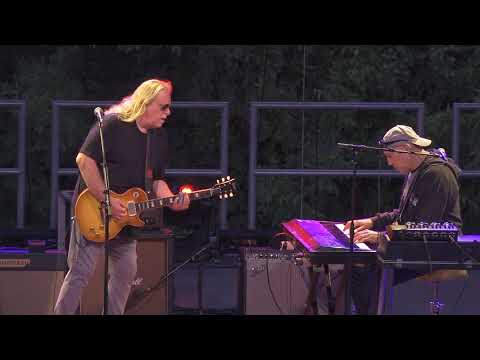 Warren Haynes and Danny Louis "It Hurts Me Too" 9/13/20 Morris, CT