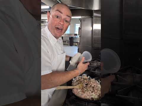 Professional Chef makes Hamburger Helper #chicken #homemade #dinner #easydinner #everydayisfeastday