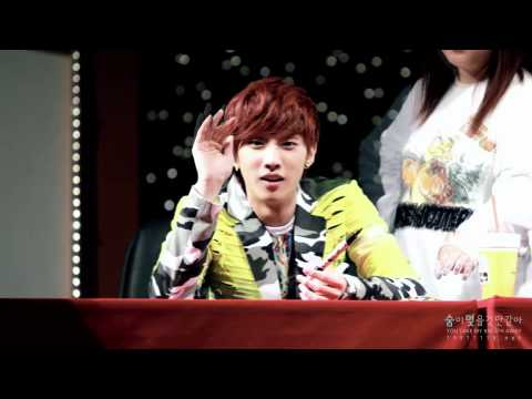 120414 Yongsan Fansign Event hi JinYoung