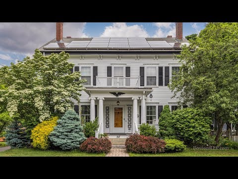 25 Youle St, Melrose MA - Lisa Howitt - Tel 617-957-0521