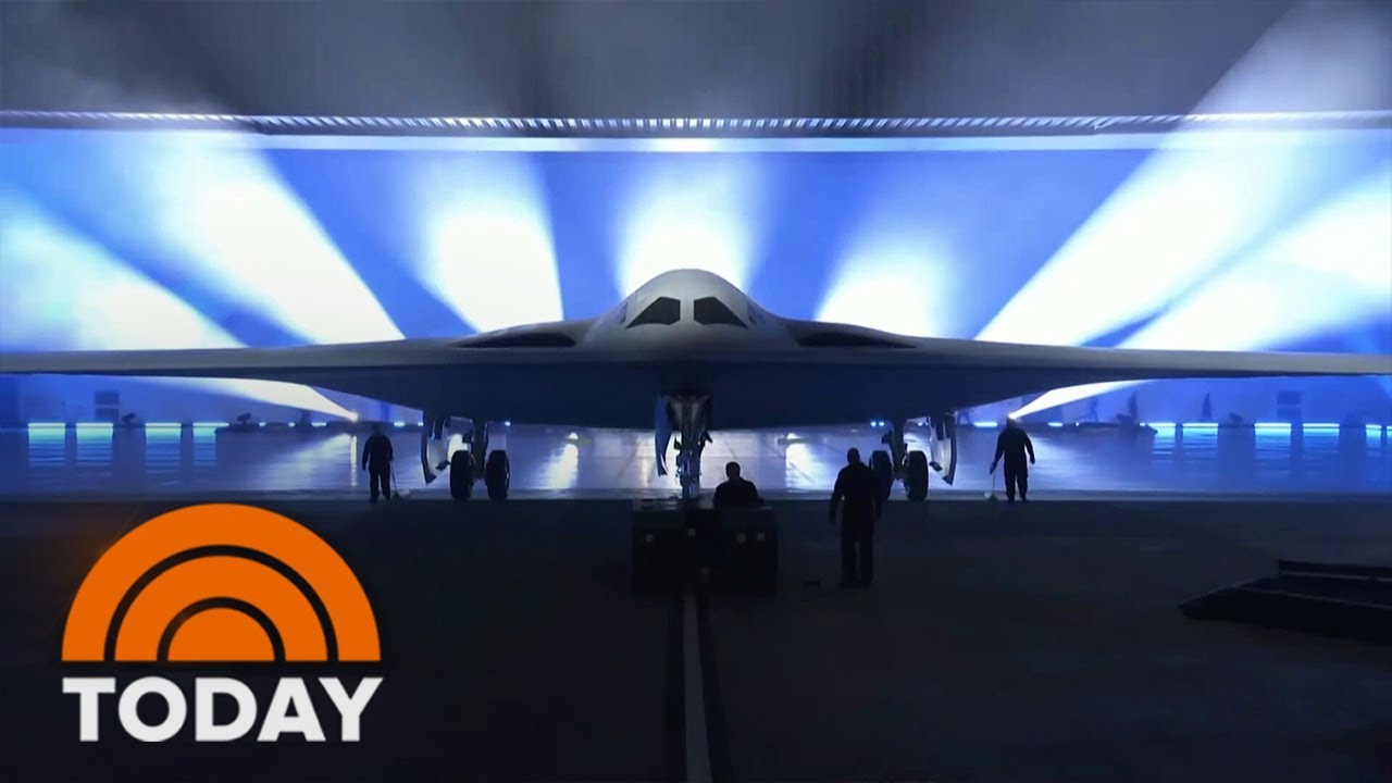 US Air Power Unveils Unusual ‘B-21 Raider’ Stealth Bomber thumbnail