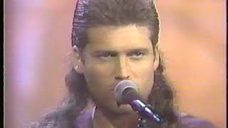 Billy Ray Cyrus - Achy Breaky Heart live at Jay Leno 1993