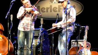 Stringdusters fiddle dobro.MOV