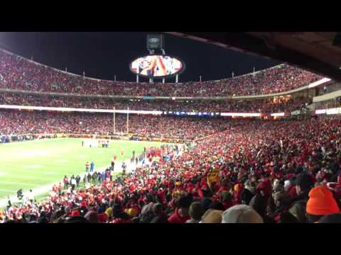 KC Chiefs Tomahawk Chop