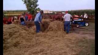 preview picture of video 'Stationary Square Baler at Threshing bee Homer IA 08 24 2013'