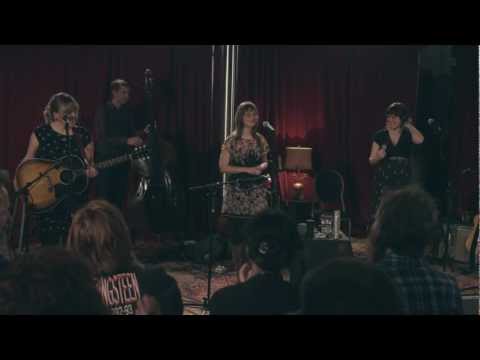 Winter Hours - Good Lovelies (Live)