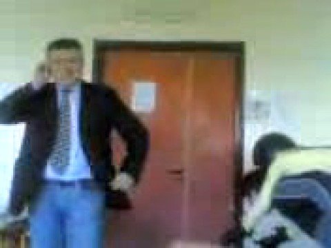 Video Divertente: Scherzo Al Professore Di Diritto