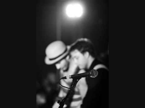 The Holloways - Most Lonely Face