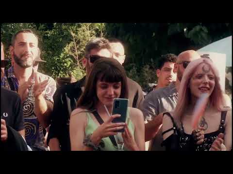 DOCUMENTAL "PALOMITAS EL EL SUELO" LISTENING, REACCIONES + DIRECTO.