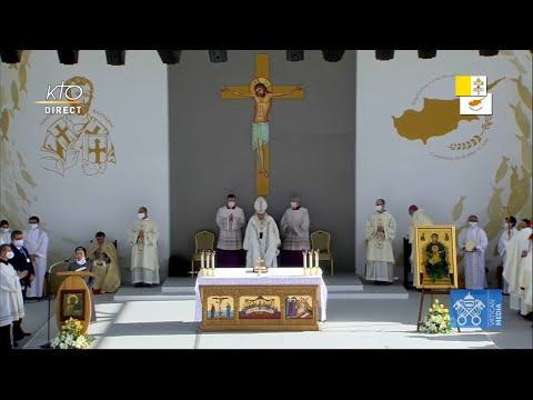 Messe du pape François au GSP Stadium de Nicosie à Chypre