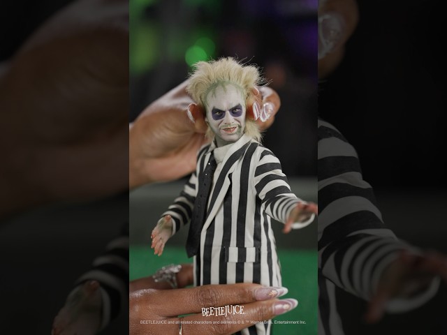Vídeo relacionado con Jada Figuras de Metal Beetlejuice 7 cm, 4 Surtidos coleccionables Warner Bros, Personajes Beetlejuice y Lydia en Varios Trajes, Caja Ventana Individual, envío Aleatorio, 8 años (9385273300W01)